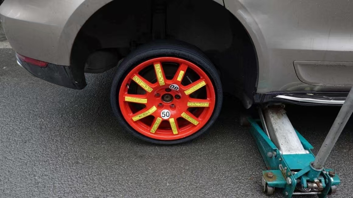 1742455356286071.jpg 补胎15.jpg